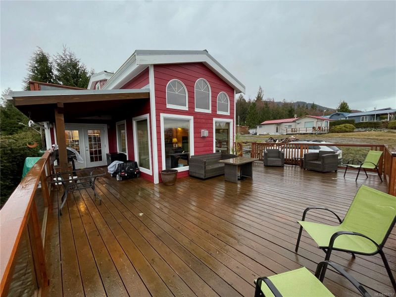 FEATURED LISTING: 1045 Seventh Ave Ucluelet