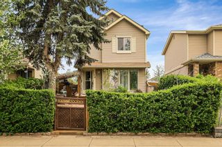 Photo 3: 28 Applecroft Road SE in Calgary: Applewood Park Detached for sale : MLS®# A2049974