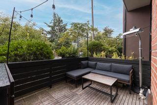 Photo 4: TH6 2349 SCOTIA Street in Vancouver: Mount Pleasant VE Townhouse for sale in "Social" (Vancouver East)  : MLS®# R2811739