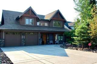 Photo 1: 1006 3rd Avenue W: Canmore Detached for sale : MLS®# A1123269