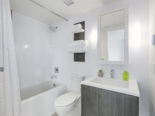 Photo 9: 501 1775 QUEBEC Street in Vancouver: Mount Pleasant VE Condo for sale (Vancouver East)  : MLS®# R2290202