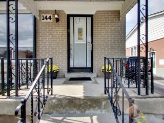 Photo 12: 144 Santamonica Boulevard in Toronto: Clairlea-Birchmount House (Bungalow) for sale (Toronto E04)  : MLS®# E3609016