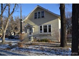 Photo 1: 211 Clarence Avenue South in Saskatoon: Varsity View Single Family Dwelling for sale (Saskatoon Area 02)  : MLS®# 419269