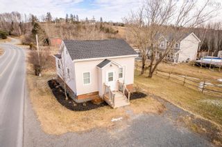 Photo 1: 42 Underwood Road in Garlands Crossing: Hants County Residential for sale (Annapolis Valley)  : MLS®# 202401588