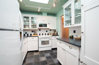 Photo 8: 304 1055 W 13TH Avenue in Vancouver: Fairview VW Condo for sale in "OAK WEST" (Vancouver West)  : MLS®# R2525826