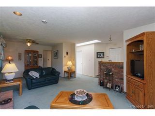 Photo 5: 1222 Alan Rd in VICTORIA: SW Layritz House for sale (Saanich West)  : MLS®# 637712