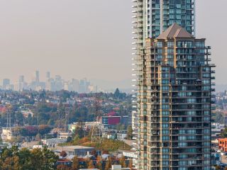 Photo 17: 2001 2077 ROSSER Avenue in Burnaby: Brentwood Park Condo for sale in "VANTAGE" (Burnaby North)  : MLS®# R2732290