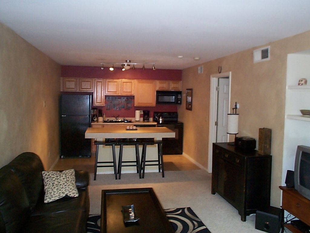 Main Photo: 9262 E. Arbor Circle A in Englewood: Condo for sale : MLS®# 1059469