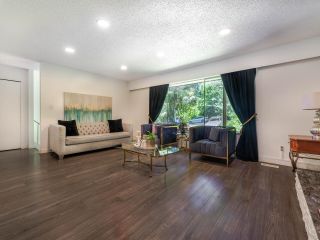 Photo 4: 1375 PLATEAU Drive in North Vancouver: Pemberton Heights House for sale : MLS®# R2813075