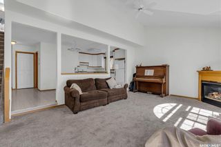 Photo 14: 428 Perehudoff Crescent in Saskatoon: Erindale Residential for sale : MLS®# SK967257