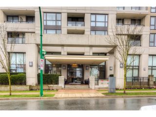 Photo 18: 2303 7063 HALL Avenue in Burnaby: Highgate Condo for sale in "Emerson" (Burnaby South)  : MLS®# V1048221