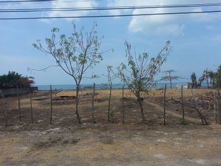 Photo 4: Playa Malibu, Nueva Gorgona - Single large lot with beach access!