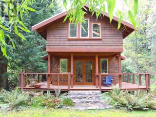 Photo 2: 1211/1215 VANCOUVER BLVD in Savary Island: House for sale : MLS®# 16999