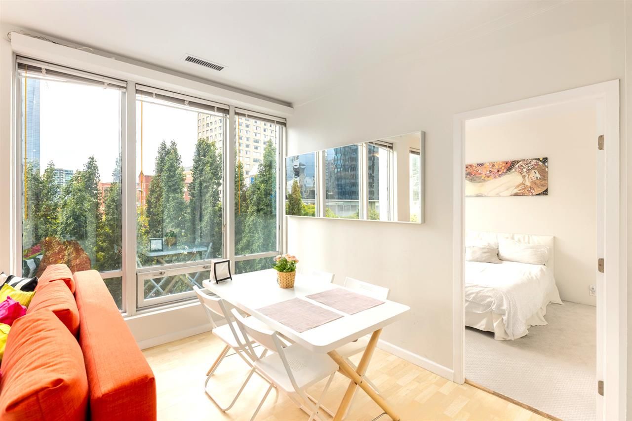 Main Photo: 306 989 NELSON Street in Vancouver: Downtown VW Condo for sale (Vancouver West)  : MLS®# R2406226