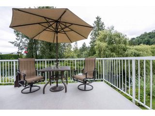 Photo 2: 31 3350 ELMWOOD Drive in Abbotsford: Central Abbotsford Townhouse for sale in "Sequestra" : MLS®# R2092613