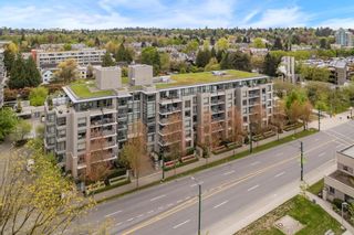 Main Photo: 405 750 W 12TH Avenue in Vancouver: Fairview VW Condo for sale in "TAPESTRY" (Vancouver West)  : MLS®# R2689342