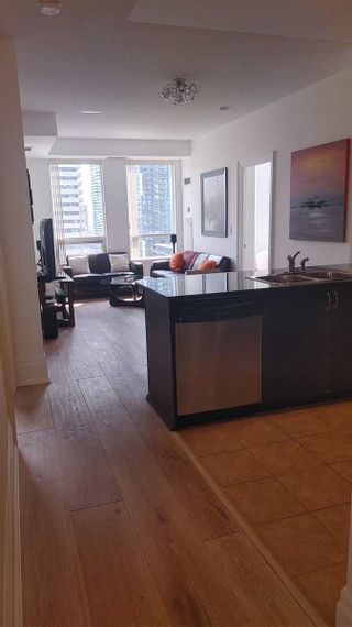 Photo 2: 1301 388 Prince Of Wales Drive in Mississauga: City Centre Condo for lease : MLS®# W5747525