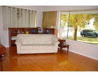 Photo 3: 930 GARROW DR in Port Moody: Glenayre House for sale in "GLENAYRE" : MLS®# V562845