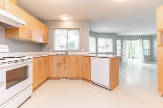 Photo 9: 26961 24 Avenue in Langley: Aldergrove Langley House for sale : MLS®# R2758479