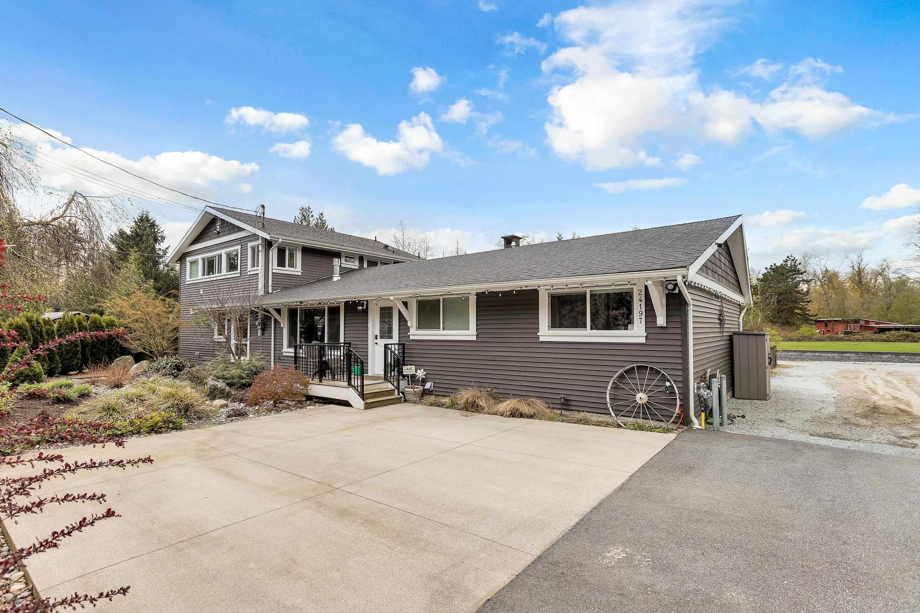 Main Photo: 24197 FERN CRESCENT in Maple Ridge: Silver Valley House for sale : MLS®# R2685496