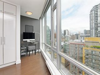 Photo 3: 1701 1255 SEYMOUR Street in Vancouver: Downtown VW Condo for sale in "ELAN" (Vancouver West)  : MLS®# R2875701