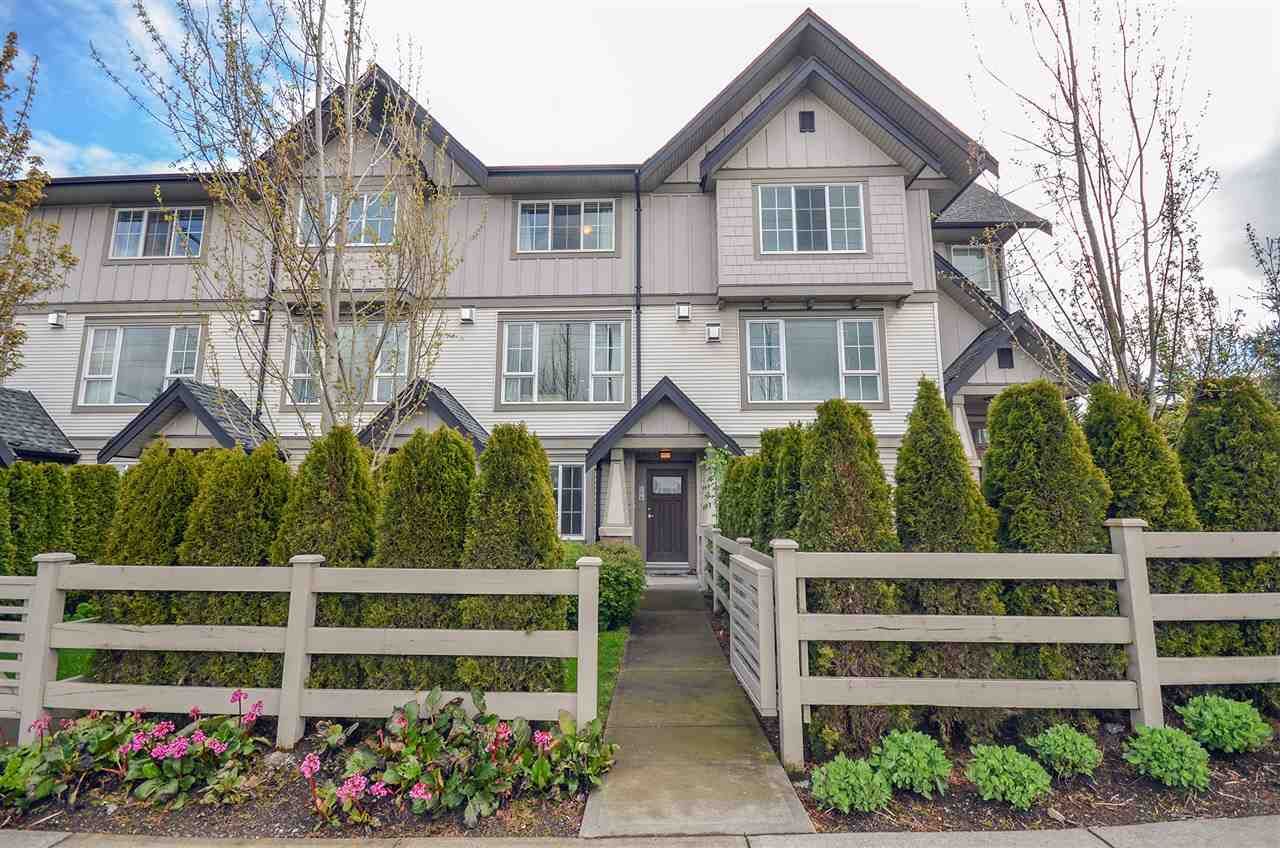 Main Photo: 196 2501 161A Street in Surrey: Grandview Surrey Townhouse for sale in "HIGHLAND PARK" (South Surrey White Rock)  : MLS®# R2159358