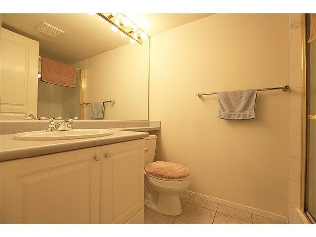 Photo 7: Photos: 304 215 TWELFTH Street in New Westminster: Uptown NW Condo for sale in "DISCOVERY REACH" : MLS®# R2118812