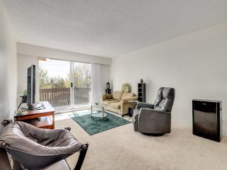 Photo 3: 204 910 FIFTH Avenue in New Westminster: Uptown NW Condo for sale in "ALDERCREST DEVELOPMENTS" : MLS®# R2878417