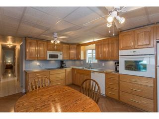 Photo 4: 287 201 CAYER Street in Coquitlam: Maillardville Manufactured Home for sale in "WILDWOOD MANUFACTURED HOME PARK" : MLS®# R2147510