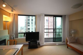 Photo 3: 1206 1003 BURNABY Street in Vancouver: West End VW Condo for sale (Vancouver West)  : MLS®# R2380953