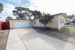 Photo 1: CLAIREMONT House for sale : 3 bedrooms : 5021 Glasgow Dr in San Diego