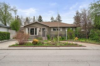 Main Photo: 26 Rossburn Crescent SW in Calgary: Rosscarrock Detached for sale : MLS®# A2133684