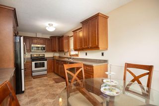 Photo 2: 324 Columbia Drive in Winnipeg: Whyte Ridge Residential for sale (1P)  : MLS®# 202023445