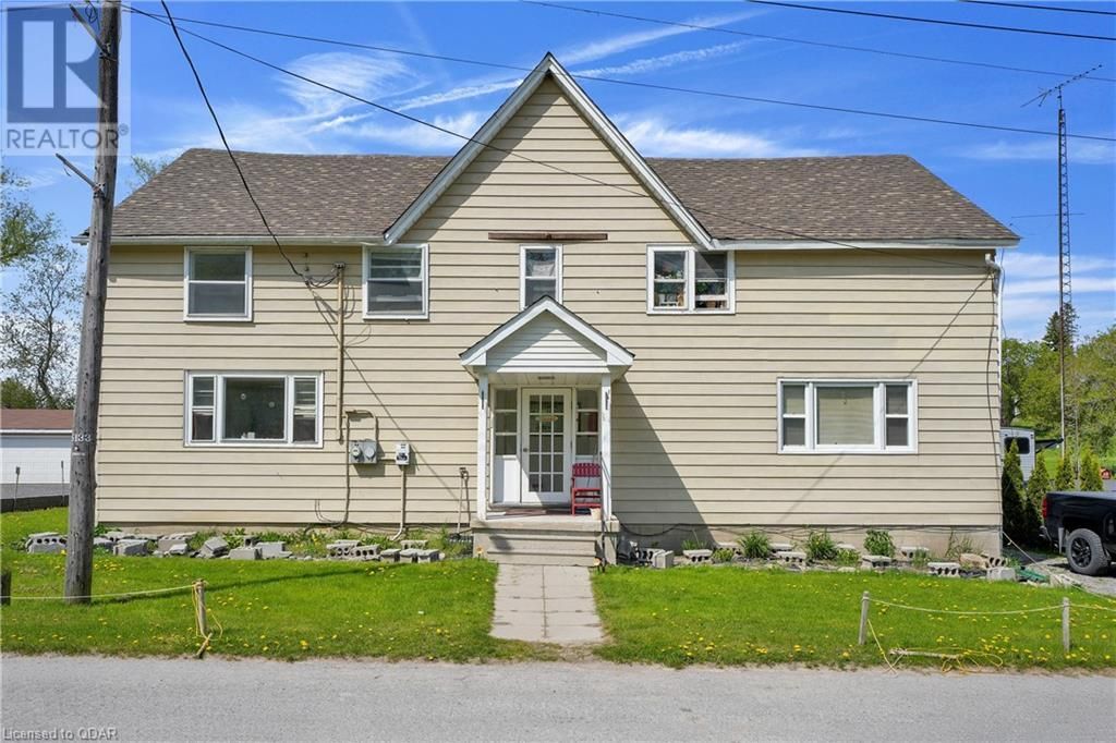 Main Photo: 5438 FRONT Street in Harwood: Multi-family for sale : MLS®# 40420094