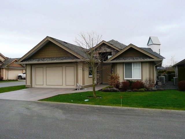 Main Photo: 15 3348 MT. LEHMAN Road in ABBOTSFORD: Abbotsford West Townhouse for rent (Abbotsford) 
