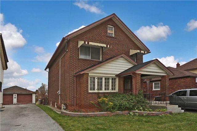Main Photo: 149 S Ritson Road in Oshawa: Central House (2-Storey) for sale : MLS®# E3376900