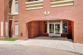 Photo 3: 414 2 Hemlock Crescent SW in Calgary: Spruce Cliff Apartment for sale : MLS®# A1122247