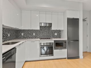 Photo 12: 326 2788 PRINCE EDWARD Street in Vancouver: Mount Pleasant VE Condo for sale in "UPTOWN" (Vancouver East)  : MLS®# R2823405