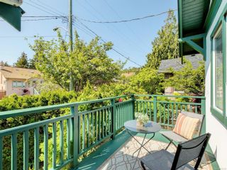 Photo 5: 127 Eberts St in Victoria: Vi Fairfield West House for sale : MLS®# 932122