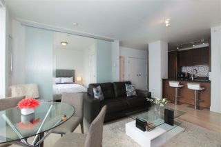 Photo 2: 2204 565 SMITHE STREET in Vancouver: Downtown VW Condo for sale (Vancouver West)  : MLS®# R2280407