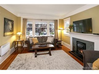 Photo 7: 123 Howe St in VICTORIA: Vi Fairfield West House for sale (Victoria)  : MLS®# 740114