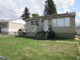 Photo 2: 9825 163 Street NW in Edmonton: Zone 22 House for sale : MLS®# E4340398