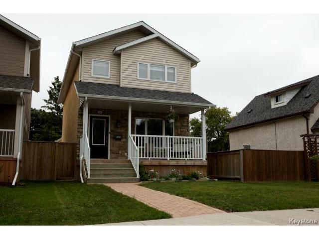 Main Photo: 134 Harrowby Avenue in WINNIPEG: St Vital Residential for sale (South East Winnipeg)  : MLS®# 1420908