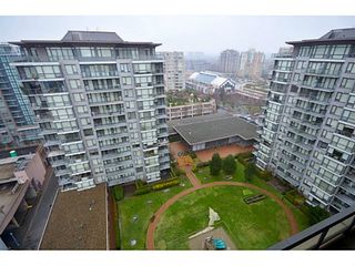 Photo 9: 1805 6351 BUSWELL Street in Richmond: Brighouse Condo for sale in "EMPORIO" : MLS®# V987055