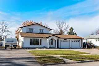 Photo 1: 4925 4 Street W: Claresholm Detached for sale : MLS®# A1193716
