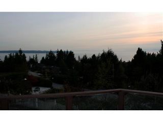 Photo 3: 4193 ALMONDEL CT in West Vancouver: Bayridge House for sale : MLS®# V855147