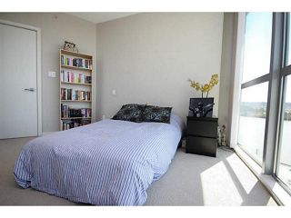 Photo 12: 1209 14 BEGBIE Street in New Westminster: Quay Condo for sale in "Inter Urban" : MLS®# V1070124