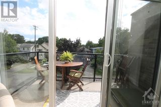 Photo 15: 696 ROOSEVELT AVENUE UNIT#2 in Ottawa: House for rent : MLS®# 1388978