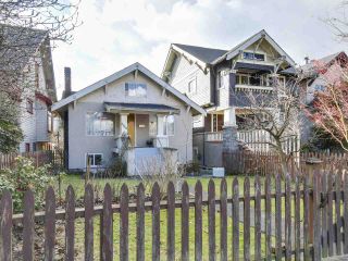 Photo 1: 3640 W 2ND Avenue in Vancouver: Kitsilano House for sale in "KITS" (Vancouver West)  : MLS®# R2141257