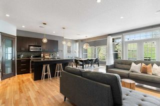Photo 10: 98 Discovery Ridge Gardens SW in Calgary: Discovery Ridge Detached for sale : MLS®# A2128630